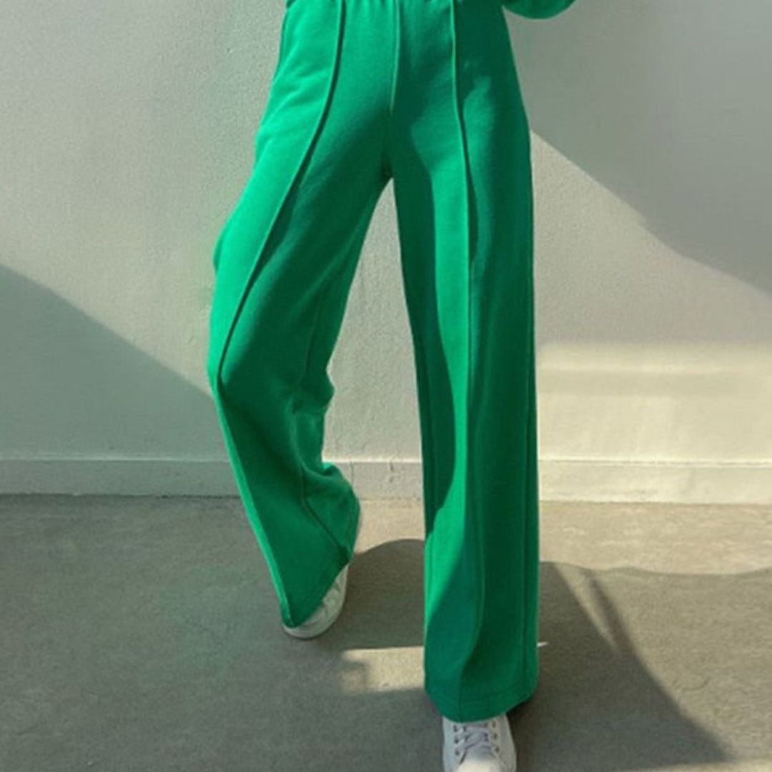 Hazel - Women's Oversized Hoodie & Wide-Leg Jogger Set