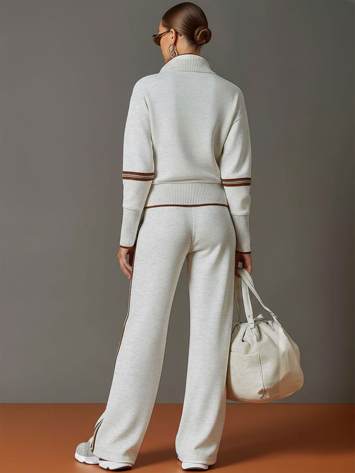 Mia - Women's Half-Zip Sweatshirt and Wide-Leg Pants Set with Striped Webbing